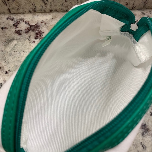 NWT Mario Badescu Cleanser, Mist, & Bag Bundle Set - Picture 6 of 13